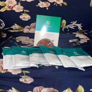 Optavia Creamy Chocolate Shake 6 best by 1/10/24